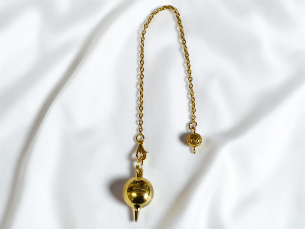 Pendule sphère métal 